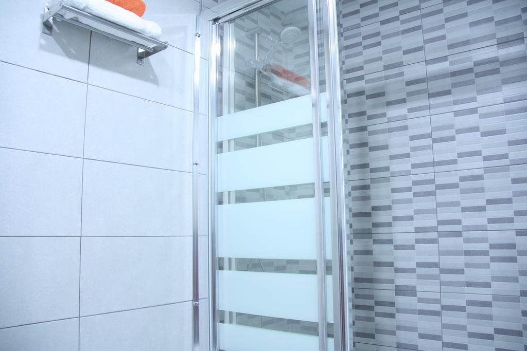 Apartamento Orange Triana Centro Севилья Экстерьер фото
