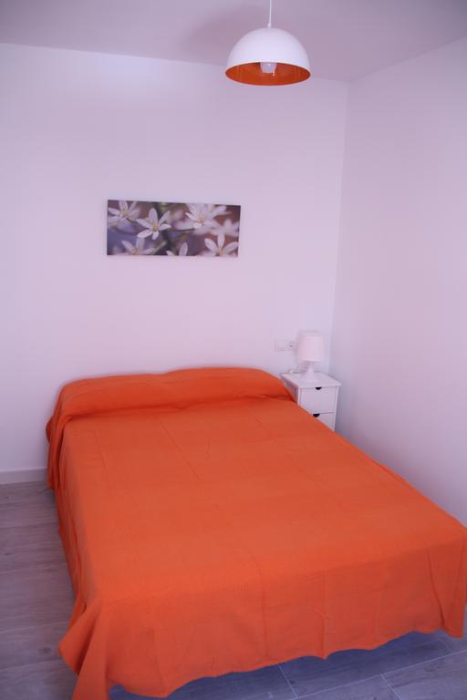 Apartamento Orange Triana Centro Севилья Экстерьер фото