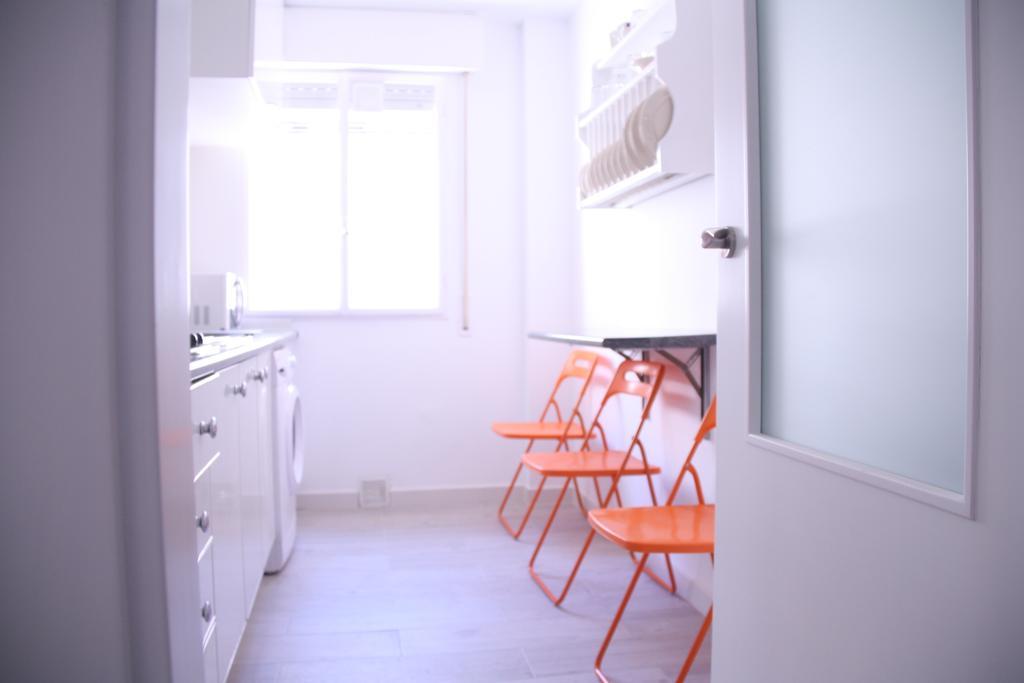 Apartamento Orange Triana Centro Севилья Экстерьер фото